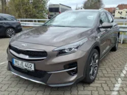 Braun Gebraucht 2021 Kia XCeed Premium SUV | 19.439 € (Fairer Preis)