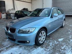 Blau Gebraucht 2012 BMW 318 Comfort Edition Kombi | 7.500 € (Guter Preis)