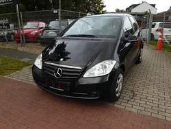 Schwarz Gebraucht 2011 Mercedes A180 Kleinwagen | 4.750 € (Fairer Preis)