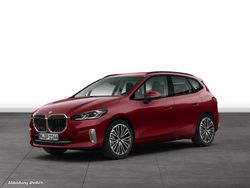 Piemont rot metallic Gebraucht 2024 BMW 218 Active Tourer Comfort Edition Van / Kleinbus | 35.864 € (Fairer Preis)