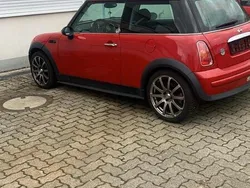Rot Gebraucht 2003 Mini Cooper Kleinwagen | 1.500 € (Guter Preis)