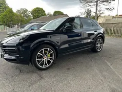 Blau Gebraucht 2018 Porsche Cayenne Chrono SUV | 51.900 € (Fairer Preis)