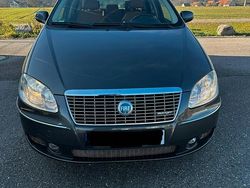 Grau Gebraucht 2007 Fiat Croma Kombi | 2.000 € (Guter Preis)