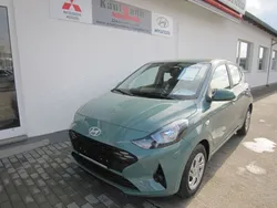 Grün Neu 2025 Hyundai i10 Select Kleinwagen | 16.990 € (Fairer Preis)