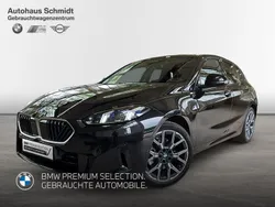 Saphirschwarz Gebraucht 2024 BMW 120 Sport Line Kleinwagen | 33.590 € (Guter Preis)
