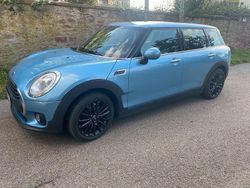Blau Gebraucht 2017 Mini Clubman Kombi | 12.600 €