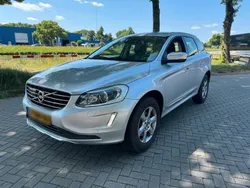 Silber Gebraucht 2014 Volvo XC60 SUV | 11.500 €