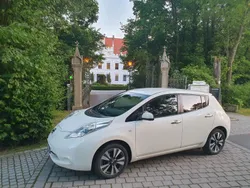 Weiß Gebraucht 2015 Nissan Leaf Tekna Kleinwagen | 4.199 € (Superpreis)