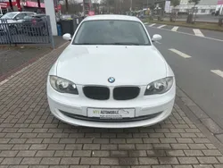 Weiß Gebraucht 2009 BMW 116 Advantage Kleinwagen | 5.499 € (Etwas zu teuer)