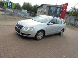 Reflexsilber Gebraucht 2009 VW Passat Comfortline Kombi | 2.699 € (Guter Preis)