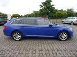 Blau Gebraucht 2021 Skoda Superb Business Line Kombi | 20.300 € (Superpreis)