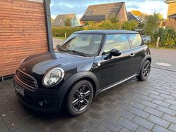 Schwarz Gebraucht 2011 Mini ONE Kleinwagen | 5.200 € (Fairer Preis)