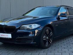 Blau Gebraucht 2013 BMW 530 Performance Kombi | 11.999 € (Guter Preis)