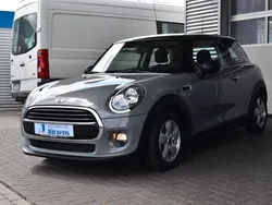 Grau Gebraucht 2017 Mini ONE Kleinwagen | 15.690 € (Fairer Preis)