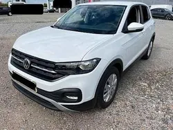 Pure white Gebraucht 2019 VW T-Cross Basis SUV | 12.440 €