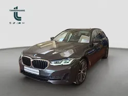 Grau Gebraucht 2023 BMW 530 Sport Line Kombi | 44.900 € (Etwas zu teuer)
