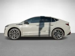 Steelgrau Gebraucht 2025 Skoda Enyaq iV SportLine SUV | 63.940 €