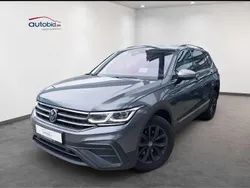Grau Gebraucht 2022 VW Tiguan Allspace Life SUV | 30.800 € (Fairer Preis)