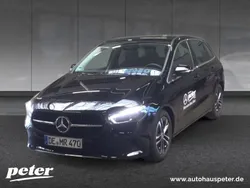 Schwarz Gebraucht 2025 Mercedes B200 Progressive Van / Kleinbus | 37.870 € (Teuer)