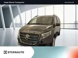 Obsidianschwarz Gebraucht 2024 Mercedes V220 Style Van / Kleinbus | 58.549 € (Teuer)