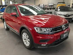 Rot Gebraucht 2018 VW Tiguan Comfortline SUV | 22.990 € (Fairer Preis)