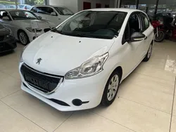 Weiß Gebraucht 2014 Peugeot 208 Access Kleinwagen | 3.999 € (Etwas zu teuer)