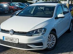 Weiß Gebraucht 2018 VW Golf VII Trendline Limousine | 11.990 € (Guter Preis)