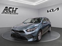 Grau Gebraucht 2025 Kia Ceed Sportswagon Comfort Kombi | 23.869 € (Superpreis)