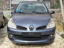 Blau Gebraucht 2005 Renault Clio III Privilege Kleinwagen | 3.250 € (Fairer Preis)