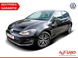 Schwarz Gebraucht 2016 VW Golf VII Allstar Limousine | 14.990 € (Etwas zu teuer)
