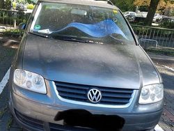 Grau Gebraucht 2006 VW Touran Van / Kleinbus | 1.900 € (Guter Preis)