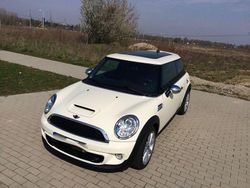 Weiß Gebraucht 2011 Mini Cooper S Pepper Kleinwagen | 12.900 € (Etwas zu teuer)