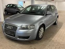 Silber Gebraucht 2007 Audi A3 Sportback Attraction Limousine | 2.850 € (Superpreis)