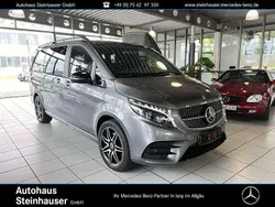 Grau Gebraucht 2023 Mercedes V220 AMG line Van / Kleinbus | 62.900 € (Teuer)