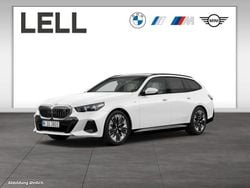 Weiß Gebraucht 2024 BMW i5 M Sport Kombi | 55.950 € (Superpreis)