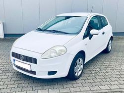 Weiß Gebraucht 2009 Fiat Grande Punto Dynamic Kleinwagen | 1.699 € (Guter Preis)