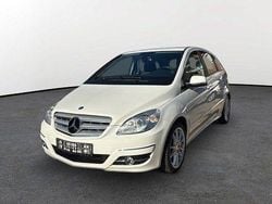 Weiß Gebraucht 2011 Mercedes B160 Van / Kleinbus | 9.600 € (Teuer)