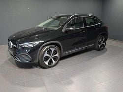 Metalliclack kosmosschwarz Gebraucht 2023 Mercedes GLA250 SUV | 36.900 € (Superpreis)
