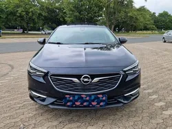 Blau Gebraucht 2018 Opel Insignia Selection Limousine | 13.000 € (Guter Preis)