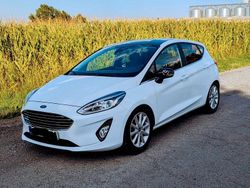 Weiß Gebraucht 2017 Ford Fiesta Titanium Kleinwagen | 7.300 € (Guter Preis)