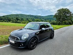 Schwarz Gebraucht 2013 Mini ONE Brick Lane Kleinwagen | 6.490 € (Etwas zu teuer)