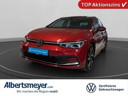 Rot Gebraucht 2023 VW Golf VIII Style Limousine | 28.979 € (Fairer Preis)