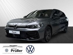 Diabasgrau metallic (grau) Neu 2025 VW Passat R-line Kombi | 68.980 €