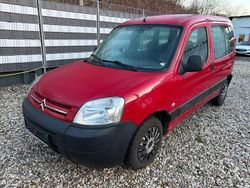 Rot Gebraucht 2009 Citroën Berlingo First Van / Kleinbus | 2.290 € (Superpreis)