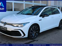 Weiß Gebraucht 2022 VW Golf VIII R-line Limousine | 25.980 € (Etwas zu teuer)