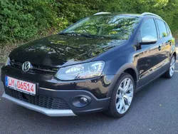 Schwarz Gebraucht 2016 VW Polo Cross Kleinwagen | 6.900 € (Fairer Preis)