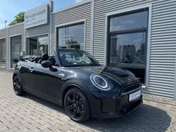 Schwarz Gebraucht 2023 Mini Cooper S Cabriolet Cabrio | 34.890 € (Etwas zu teuer)