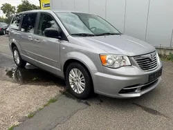 Silber Gebraucht 2014 Lancia Voyager Silver Van / Kleinbus | 9.400 € (Fairer Preis)