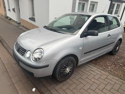 Silber Gebraucht 2004 VW Polo Kleinwagen | 1.900 € (Etwas zu teuer)