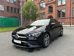 Schwarz Gebraucht 2019 Mercedes CLA200 AMG line Coupé | 27.900 € (Etwas zu teuer)